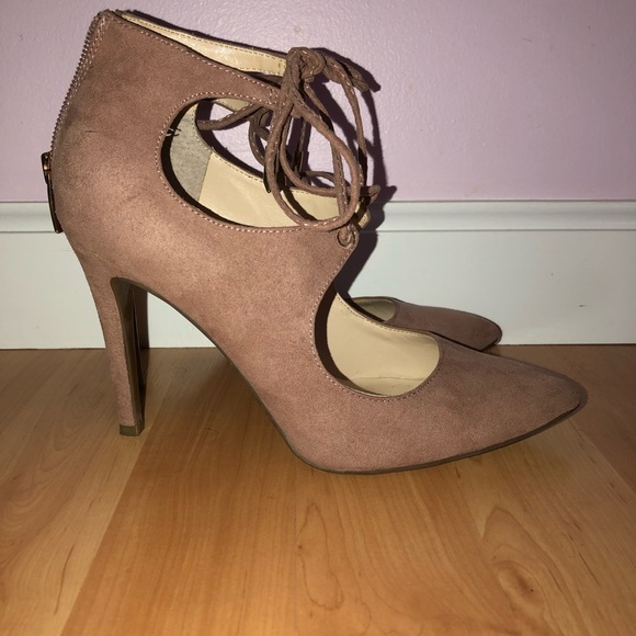 Pale Pink Shoes - Picture 1 of 1